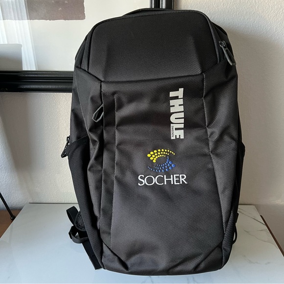 Thule Accent Recycled 15 Computer Backpack 20L Black - Picture 1 of 5